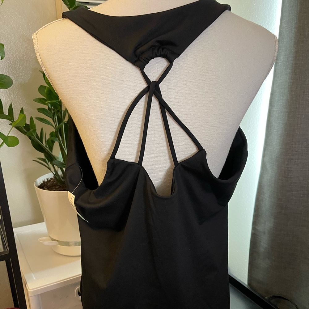 Old Navy Active Top (NWT)